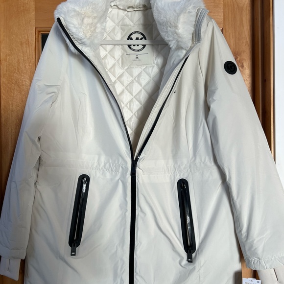 Michael Kors Women's Faux-Fur-Trim Anorak Raincoat - Picture 3 of 9